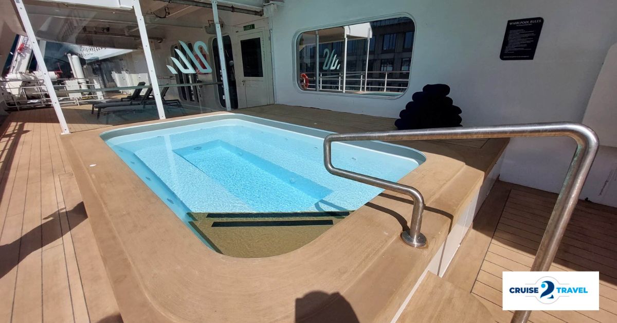 Cruise met Swan Hellenic's SH Diana. Bekijk het complete cruise aanbod op Cruise2Travel. Boek nu!